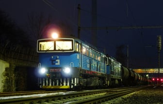 753 757-4