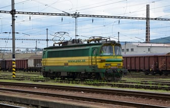 240 039-8