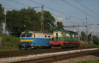 350 004-8