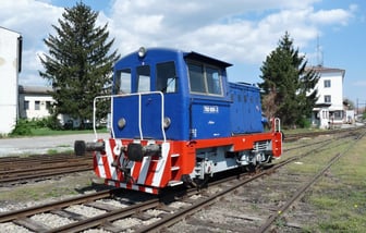 700 689-4