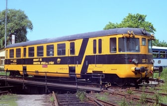 820 028-9