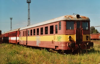 830 093-1