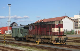 742 212-4