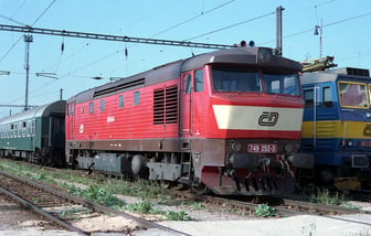 749 252-3