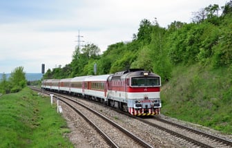 754 033-9