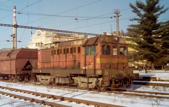 720 022-3