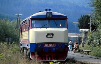 749 245-7