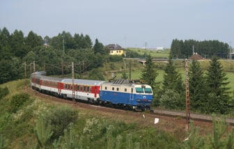 350 004-8