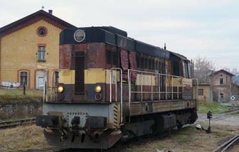 742 523-4