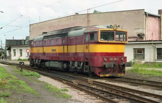 753 015-7