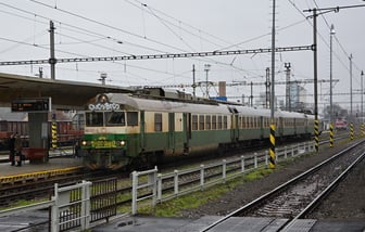 460 037-5