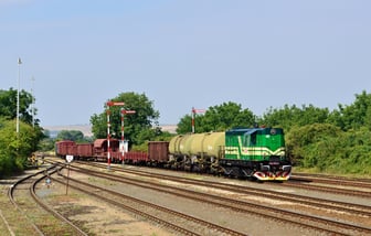 742 452-6