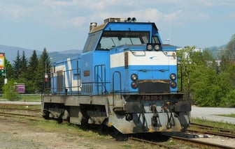 736 015-9