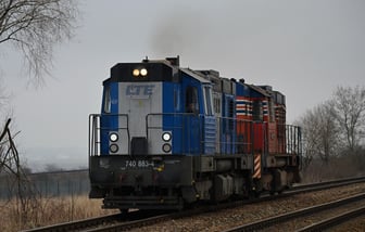 740 883-4