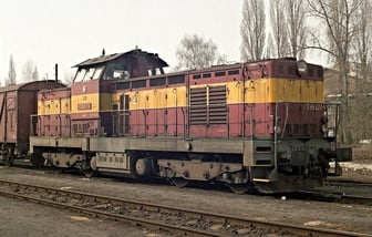 735 227-1