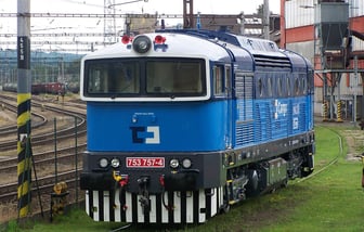 753 757-4