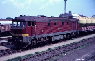 752 063-8