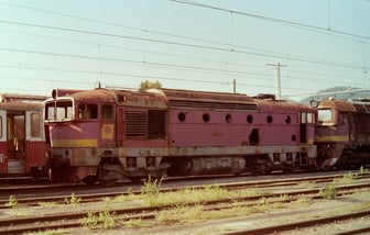 753 033-0