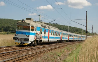 560 026-7