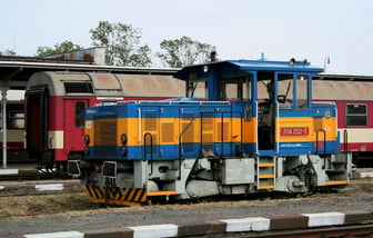 704 002-5