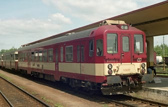 842 033-3