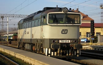 750 121-6