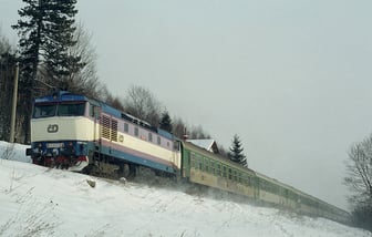 749 245-7