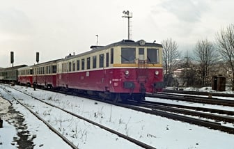 830 090-7