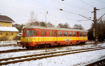 820 030-5