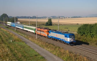 380 015-8