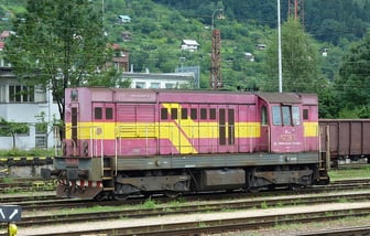 742 038-3