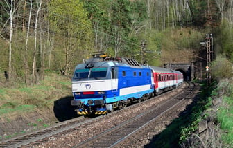 350 015-4