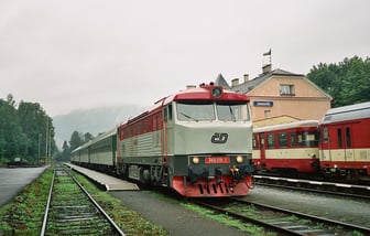 749 011-3