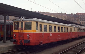 830 054-3