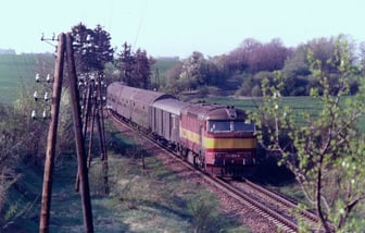 751 054-8