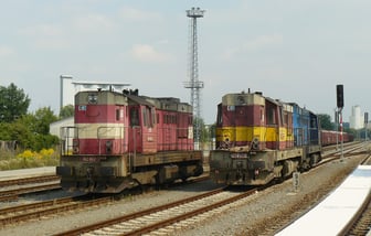 742 062-3