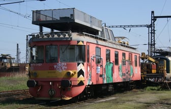 893 021-6