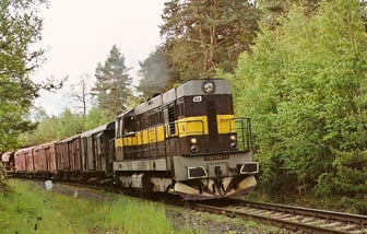 742 057-3