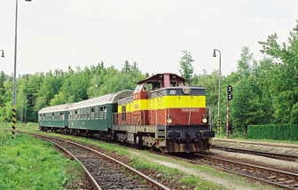 735 227-1