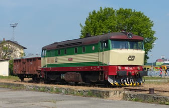 749 250-7