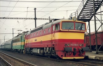 753 156-9