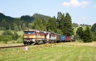 751 089-4