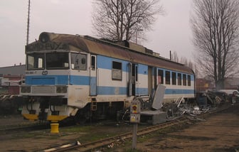 460 084-7